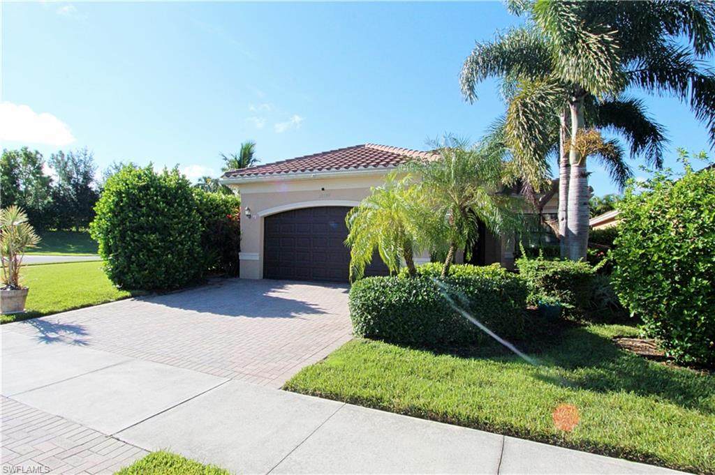 11599 Meadowrun Cir - Photo 1