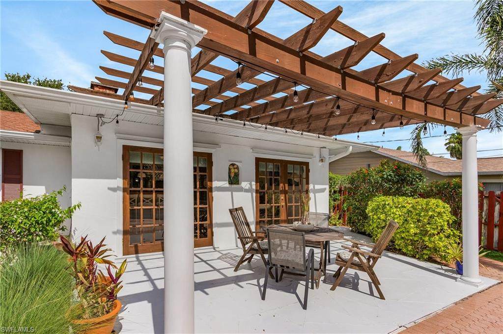 27553 Playa Del Rey Ln - Photo 1