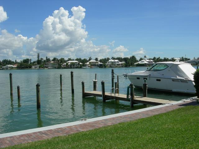 2850 Gulf Shore Blvd - Photo 1