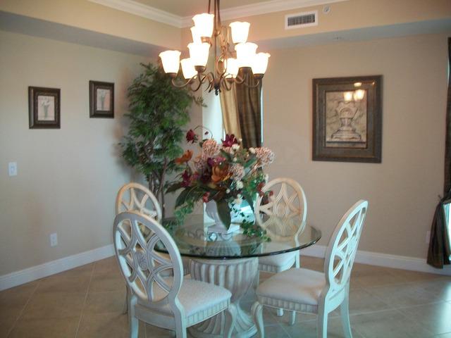 285 Grande Way - Photo 1