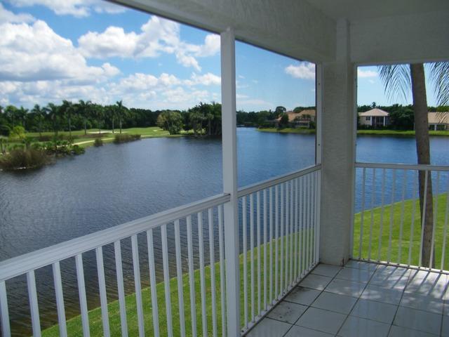 3556 Windjammer Cir - Photo 1