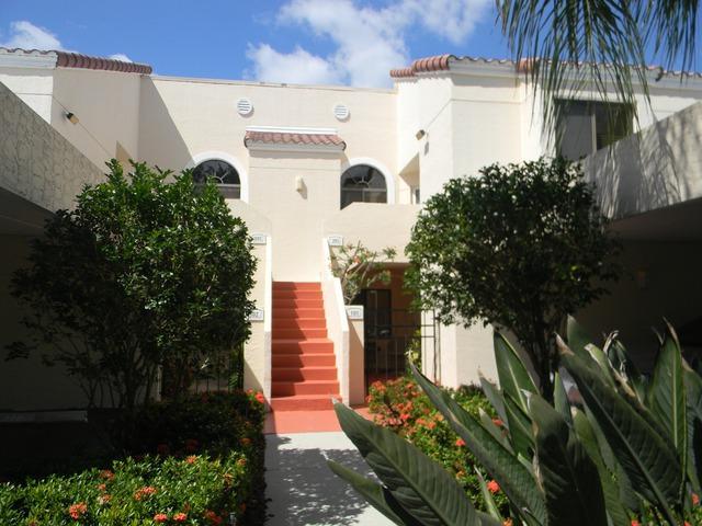 595 Beachwalk Cir - Photo 1