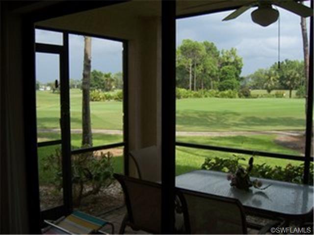 221 Fox Glen Dr - Photo 1