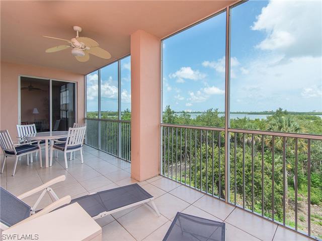 133 Vintage Bay Dr - Photo 1