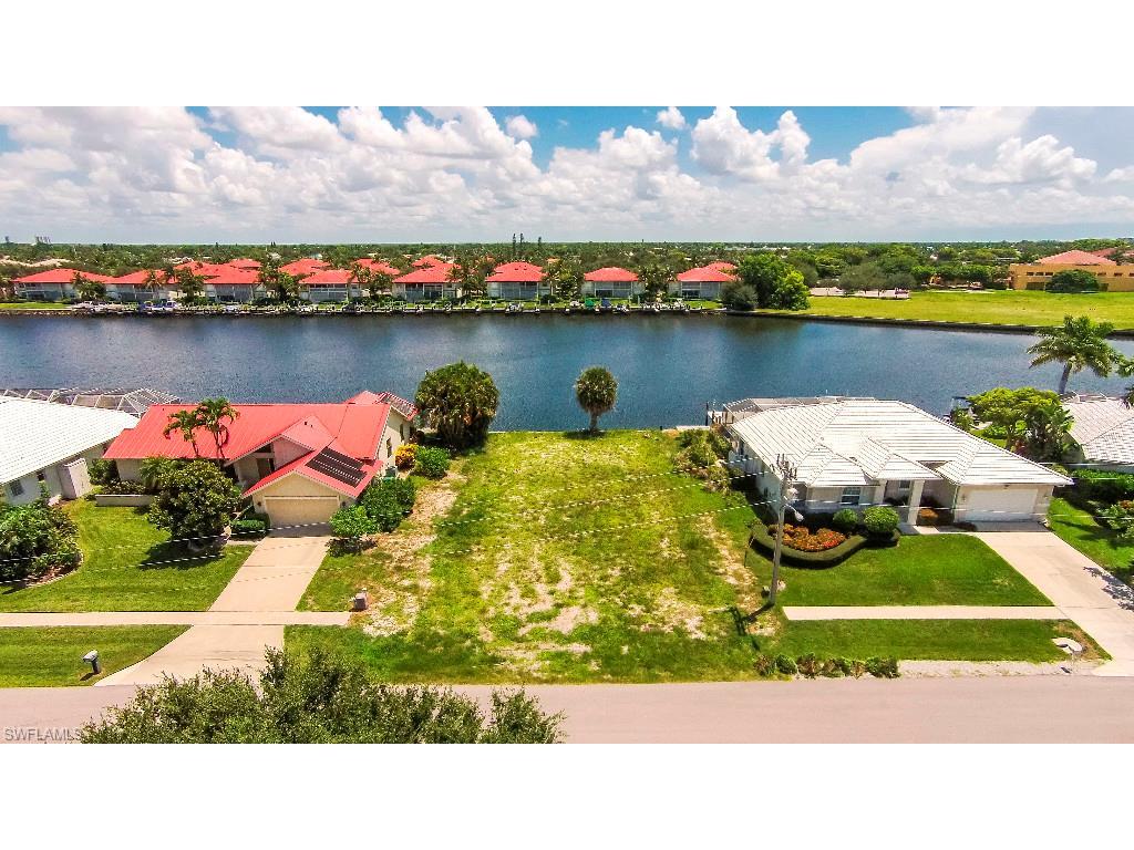 69 S Seas Ct, Marco Island, FL 34145 (#215044619) :: Homes and Land Brokers, Inc