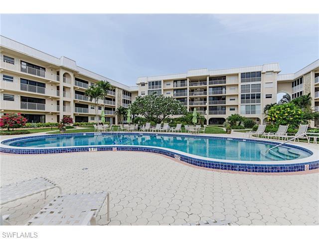 3450 Gulf Shore Blvd N #113, Naples, FL 34103 (#215070511) :: Homes and Land Brokers, Inc