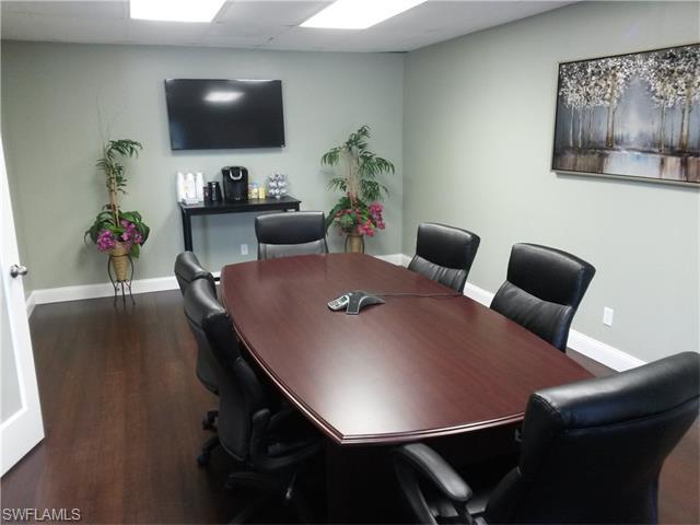 2496 Kirkwood Ave - Photo 1