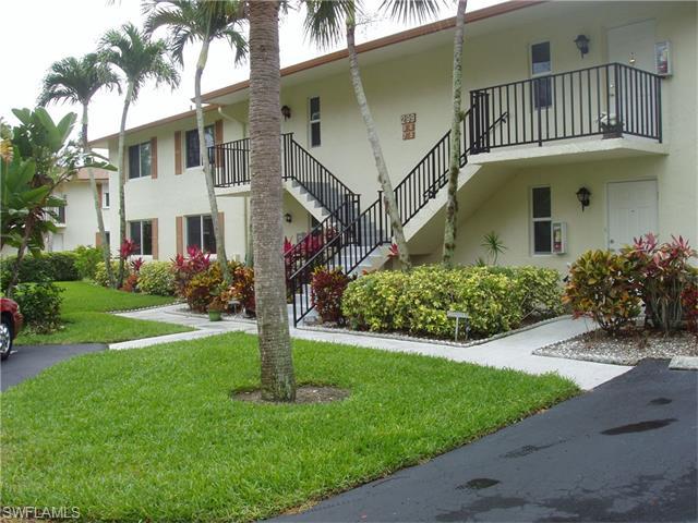 299 Winners Cir #8, Naples, FL 34112 (#216034469) :: Homes and Land Brokers, Inc
