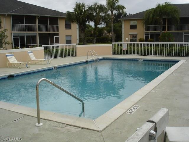 605 Squire Cir - Photo 1