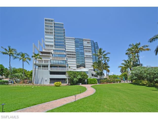 4751 Gulf Shore Blvd - Photo 1