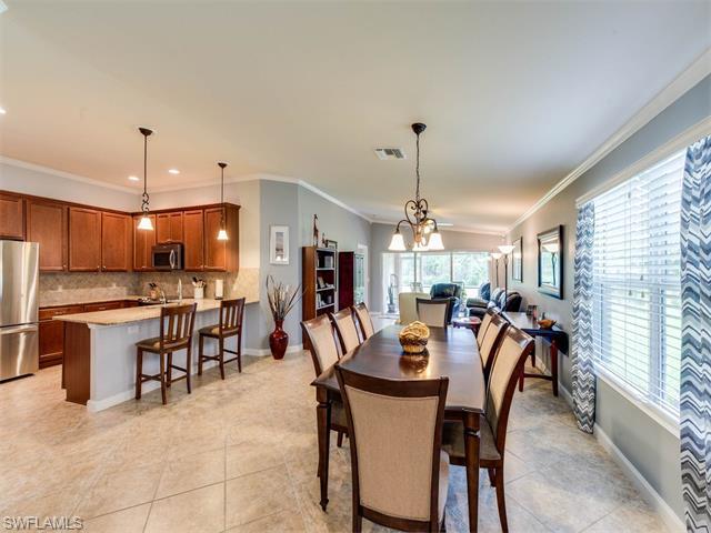 8410 Karina Ct, Naples, FL 34114 (#216039239) :: Homes and Land Brokers, Inc