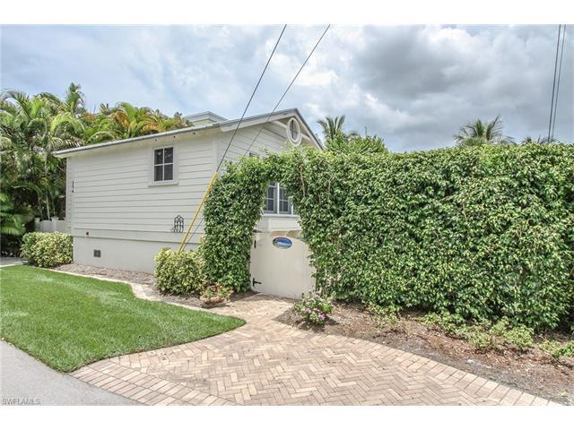 394 11th Ave - Photo 1