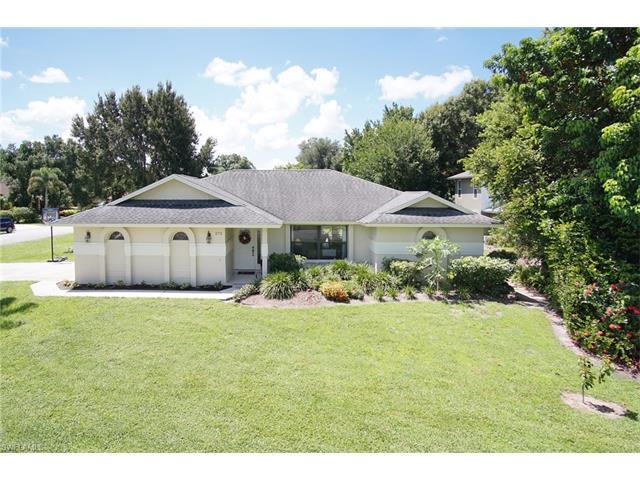 272 Channing Ct, Naples, FL 34110 (#216053123) :: Homes and Land Brokers, Inc