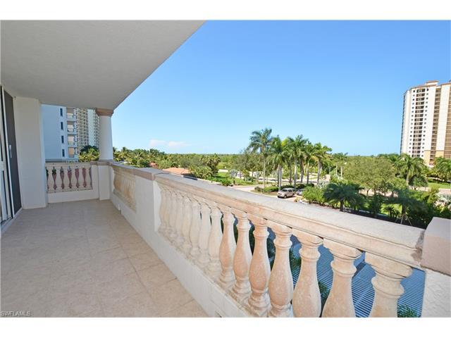 1060 Borghese Ln #301, Naples, FL 34114 (#216053190) :: Homes and Land Brokers, Inc