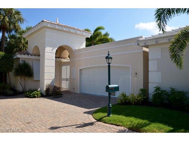7910 Cocobay Dr - Photo 1