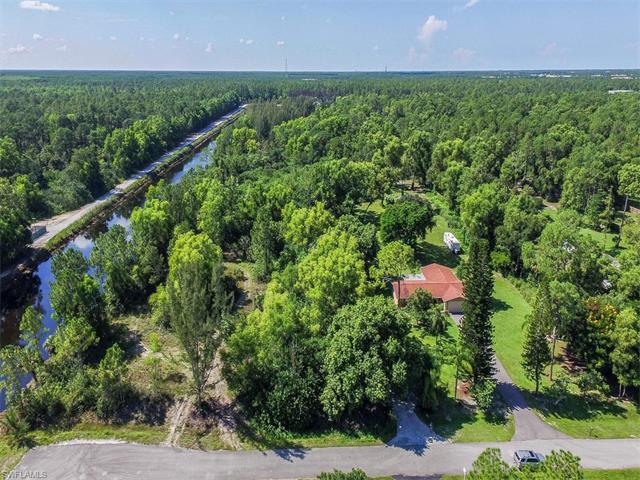 3150 29th Ave SW, Naples, FL 34117 (#216054732) :: Homes and Land Brokers, Inc