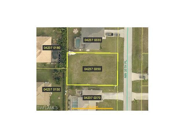 1232 NW 35th Pl, Cape Coral, FL 33993 (#216056279) :: Homes and Land Brokers, Inc
