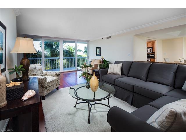 6585 Nicholas Blvd - Photo 1