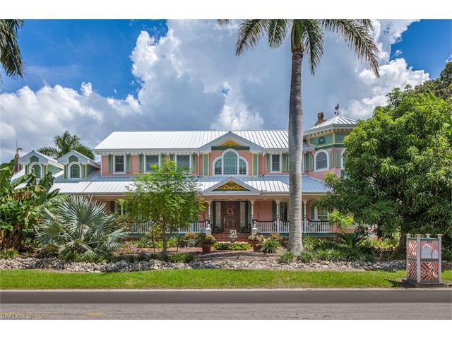 220 Gulf Shore Blvd N, Naples, FL 34102 (MLS #216057585) :: The New Home Spot, Inc.