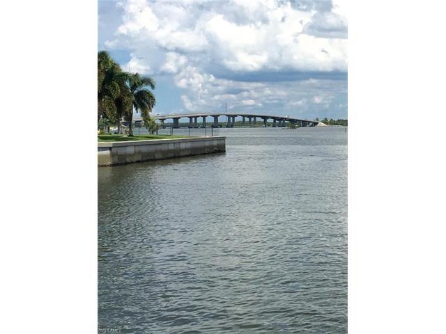 481 Pepperwood Ct, Marco Island, FL 34145 (#216059437) :: Homes and Land Brokers, Inc