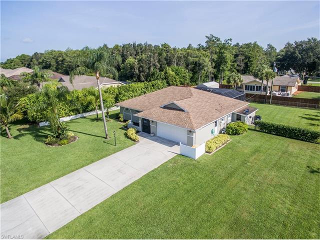 53 Madison Dr, Naples, FL 34110 (#216060970) :: Homes and Land Brokers, Inc