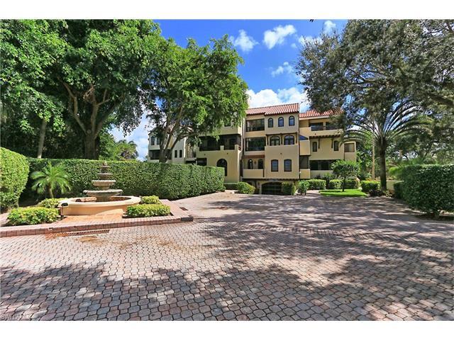 5850 Pelican Bay Blvd B3, Naples, FL 34108 (#216061610) :: Homes and Land Brokers, Inc