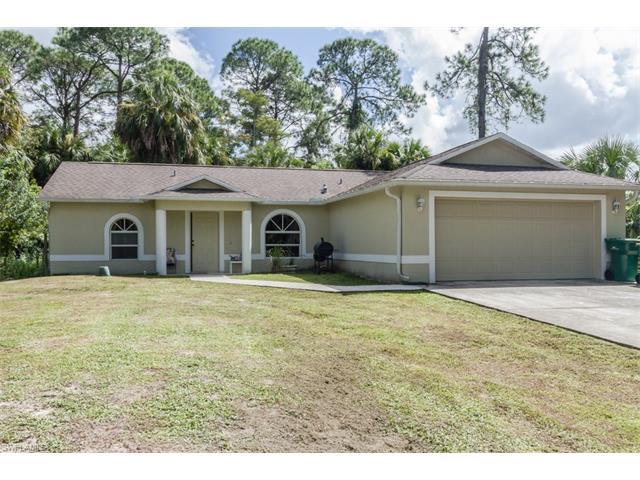 190 15th St SW, Naples, FL 34117 (#216062110) :: Homes and Land Brokers, Inc