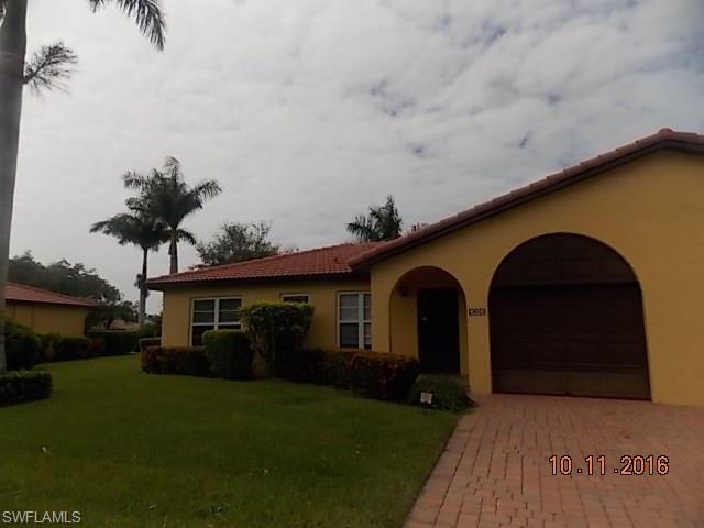 1028 Forest Lakes Dr 12-A, Naples, FL 34105 (#216063711) :: Homes and Land Brokers, Inc