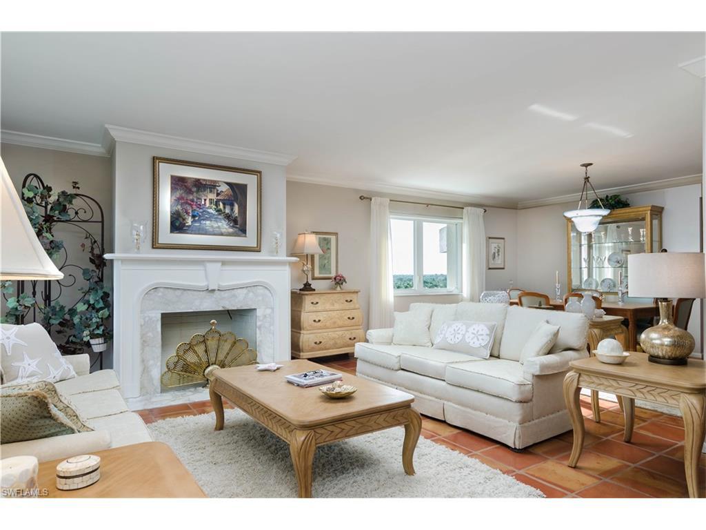 2150 Gulf Shore Blvd - Photo 1