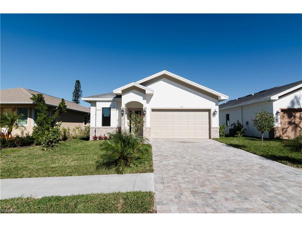 1119 Ridge St - Photo 1