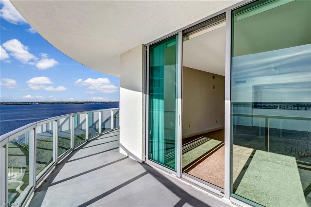 3000 Oasis Grand Blvd - Photo 1