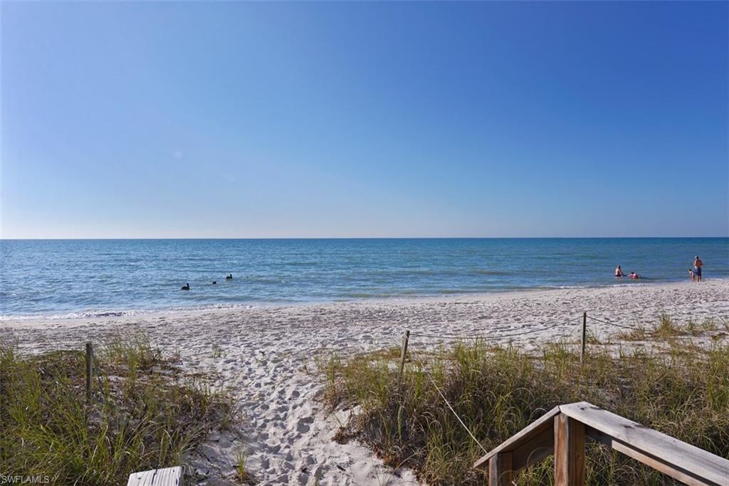 3399 Gulf Shore Blvd - Photo 1