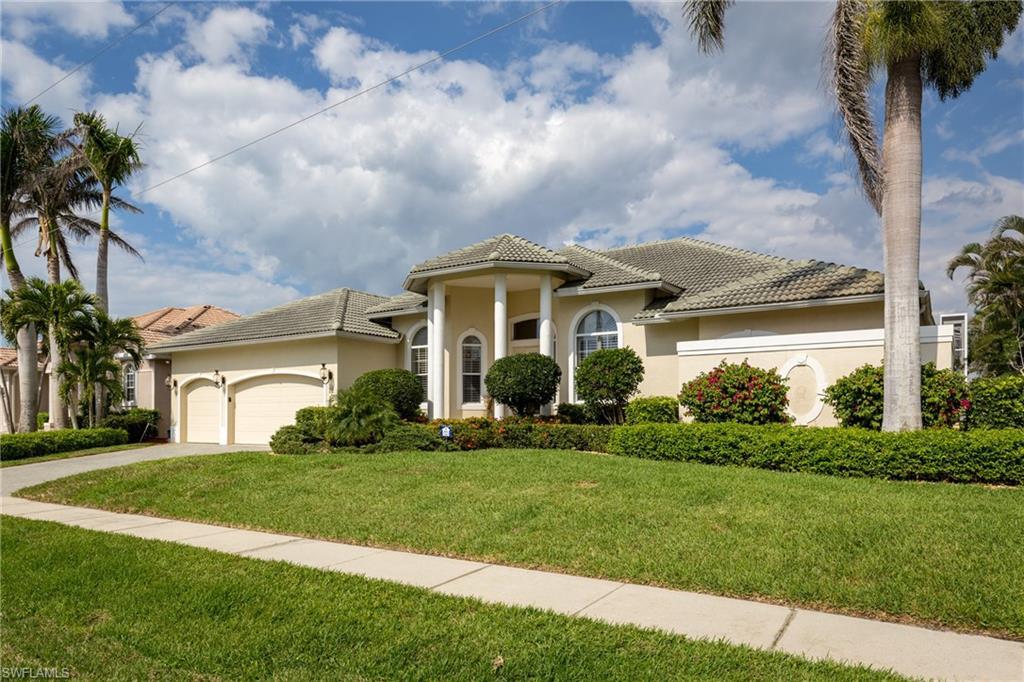 11 Blue Hill Ct - Photo 1