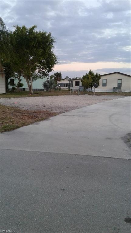 4796 Tahiti Dr - Photo 1