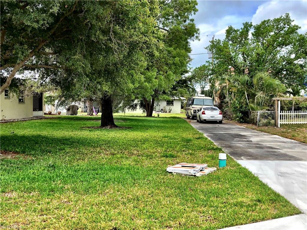 5XX 106th Ave - Photo 1