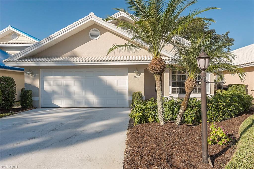 1579 Weybridge Cir - Photo 1