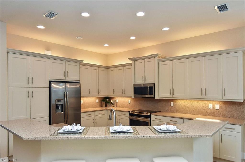 11500 Stonecreek Cir - Photo 1