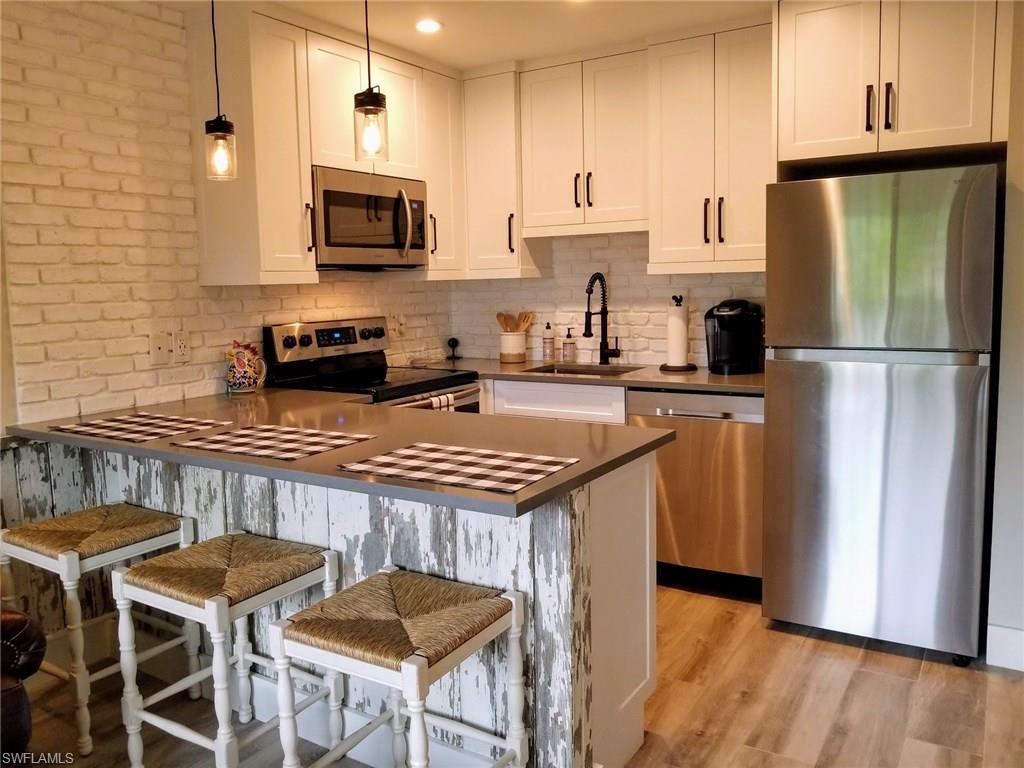 408 12th Ave - Photo 1