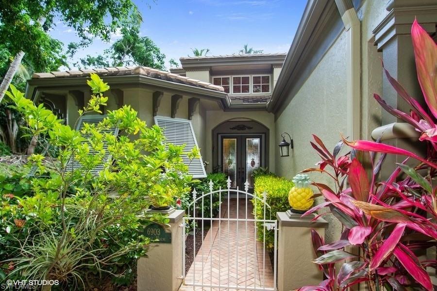 6903 Mauna Loa Ln - Photo 1