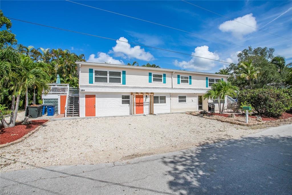 189 Dakota Ave - Photo 1