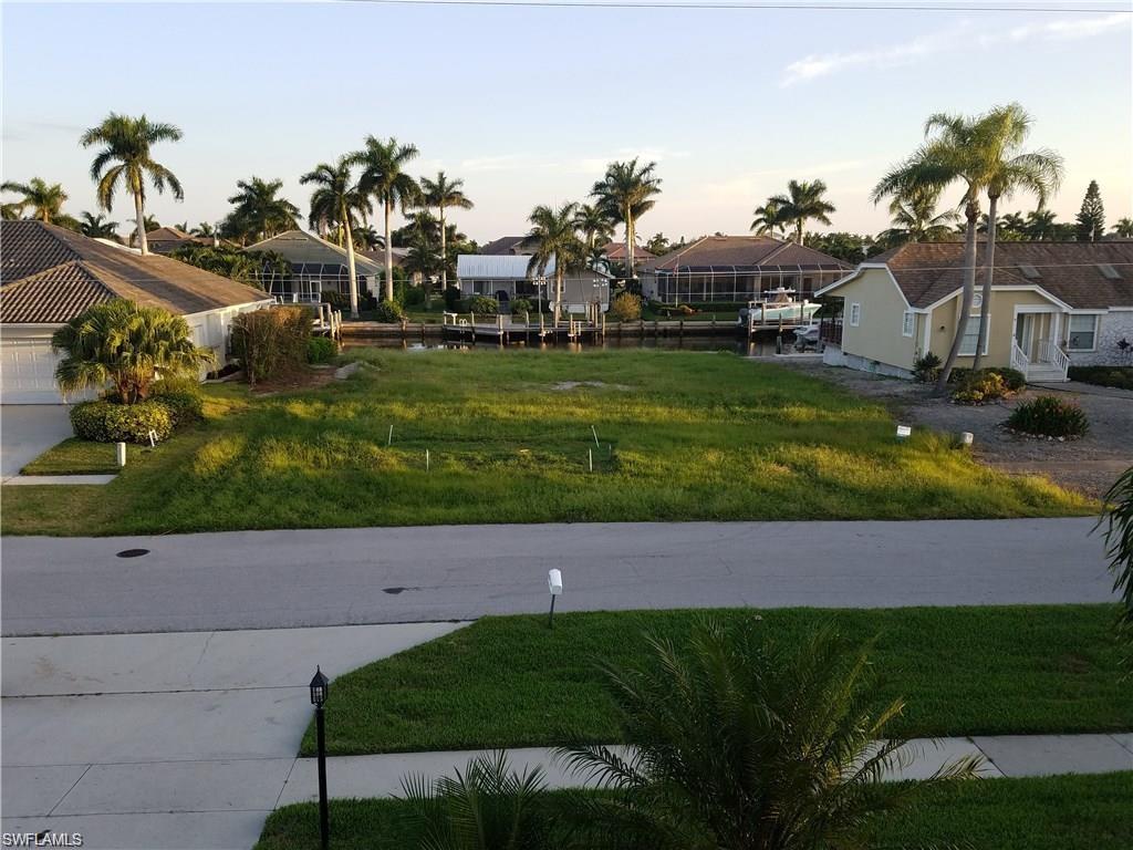 1641 Orleans Ct - Photo 1