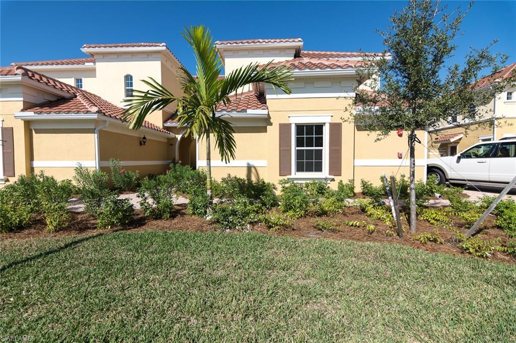 10261 Glastonbury Cir - Photo 1
