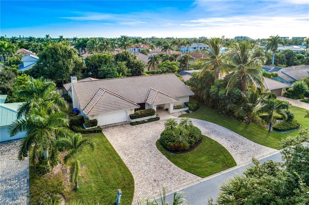 700 Ketch Dr - Photo 1