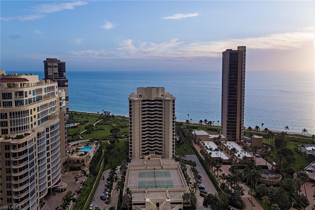 4551 Gulf Shore Blvd - Photo 1