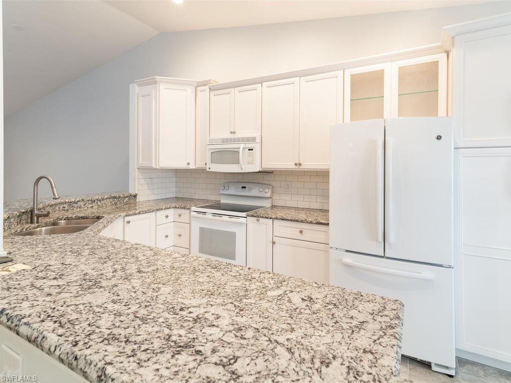 893 Gulf Pavillion Dr - Photo 1
