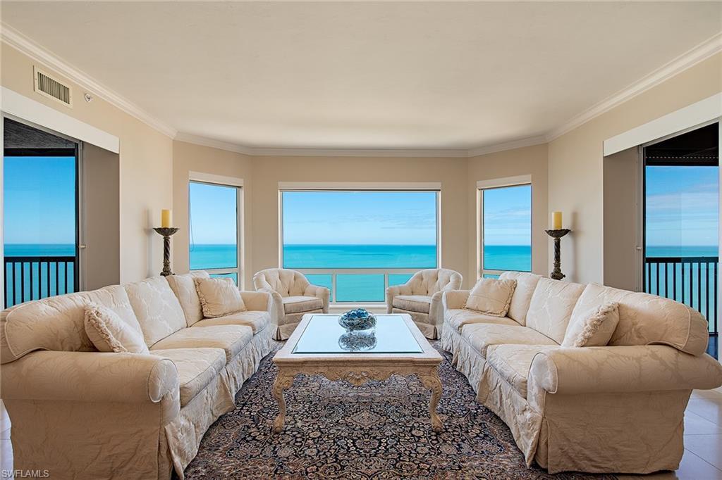 8473 Bay Colony Dr - Photo 1