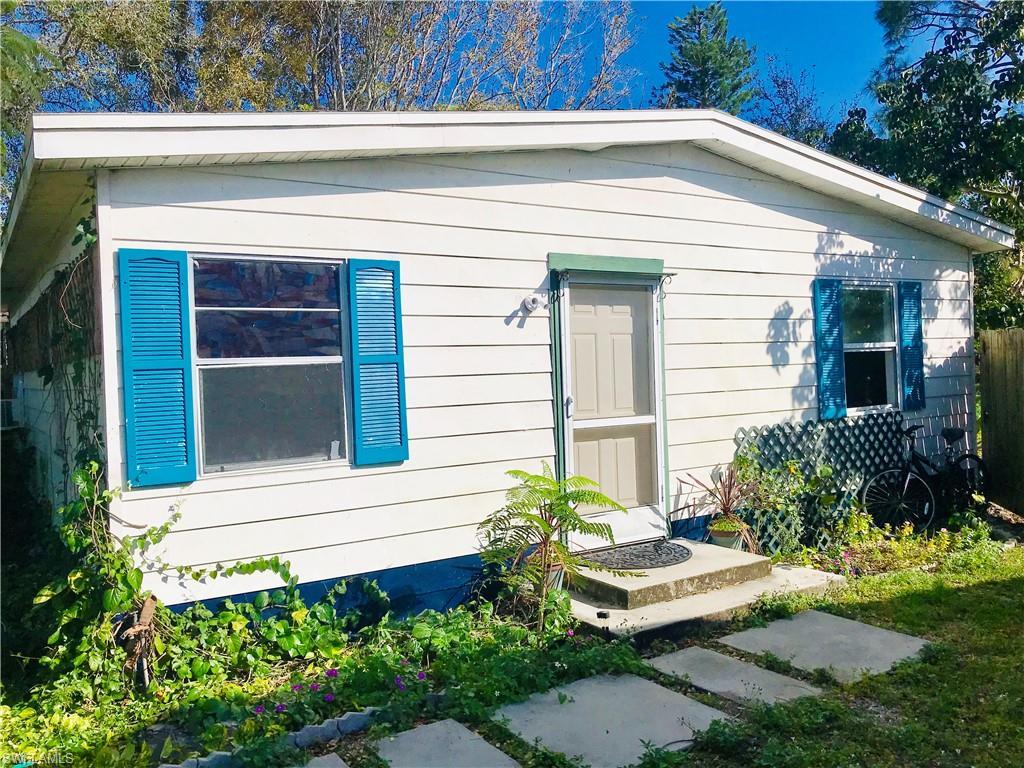 716 110th Ave - Photo 1