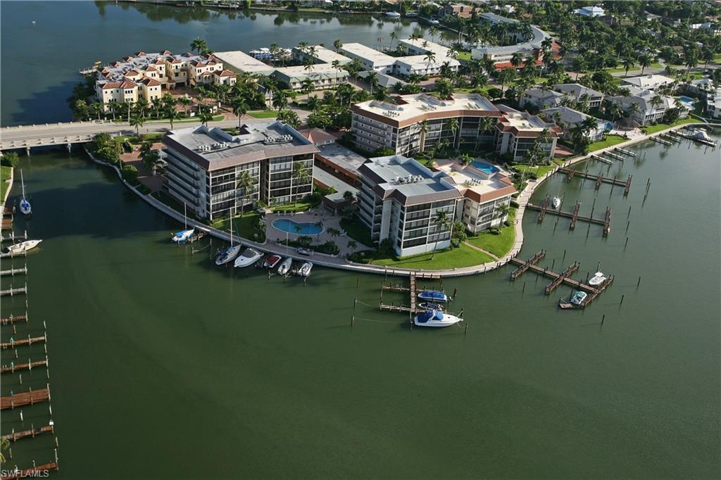 222 Harbour Dr - Photo 1