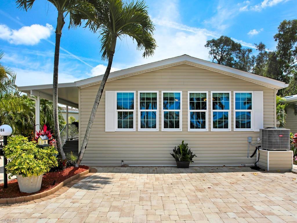 4084 Crystal Lake Dr - Photo 1