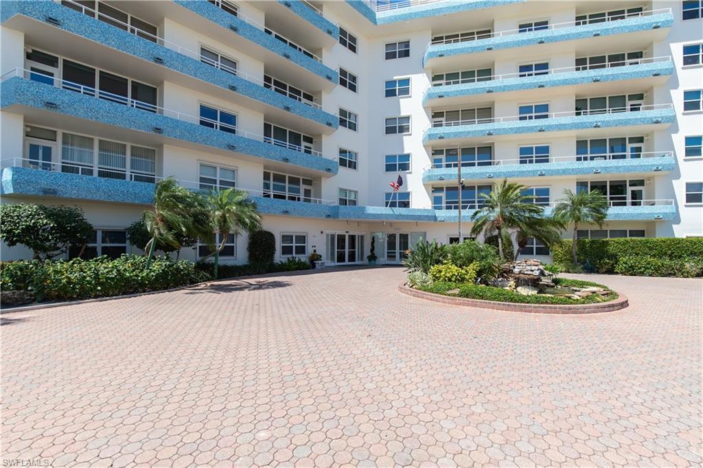 220 Seaview Ct - Photo 1